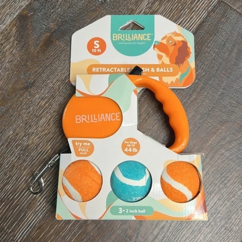 Brilliance, ‘Retractable Leach & 3 balls’ Orange or Green. SZ: 10ft leach. NWT